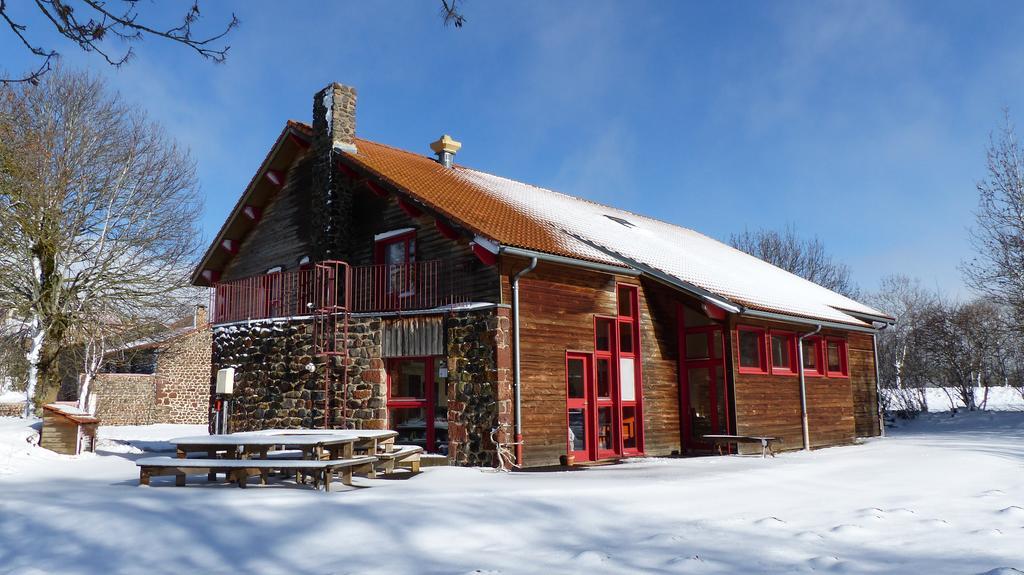 Le Gite Du Velay Bains Exterior photo